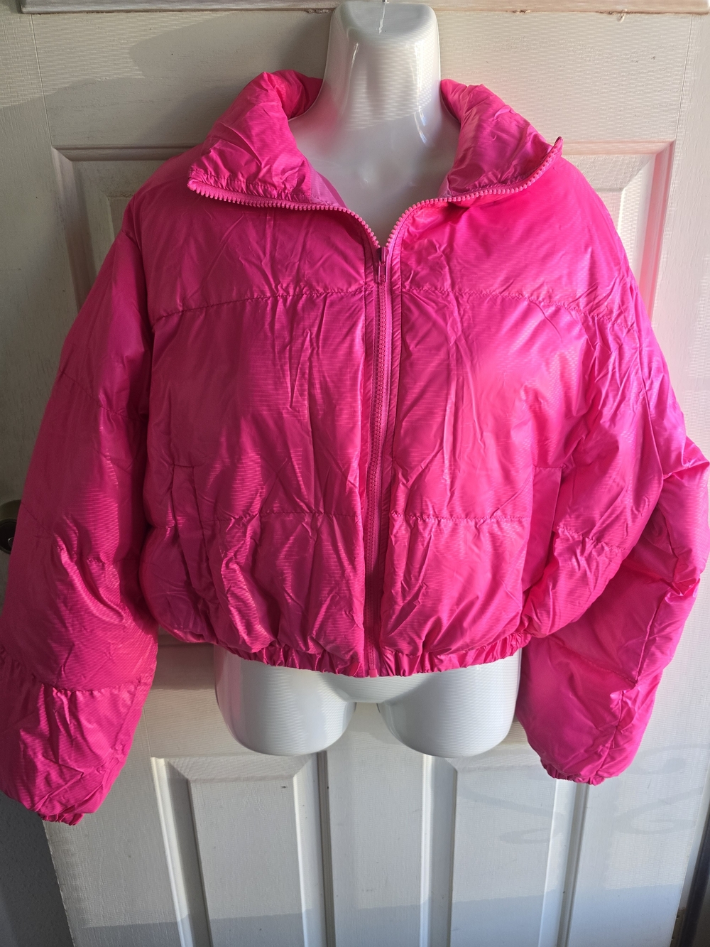 Women's Pink Puffer Jacket - Lightweight Cropped Coat
